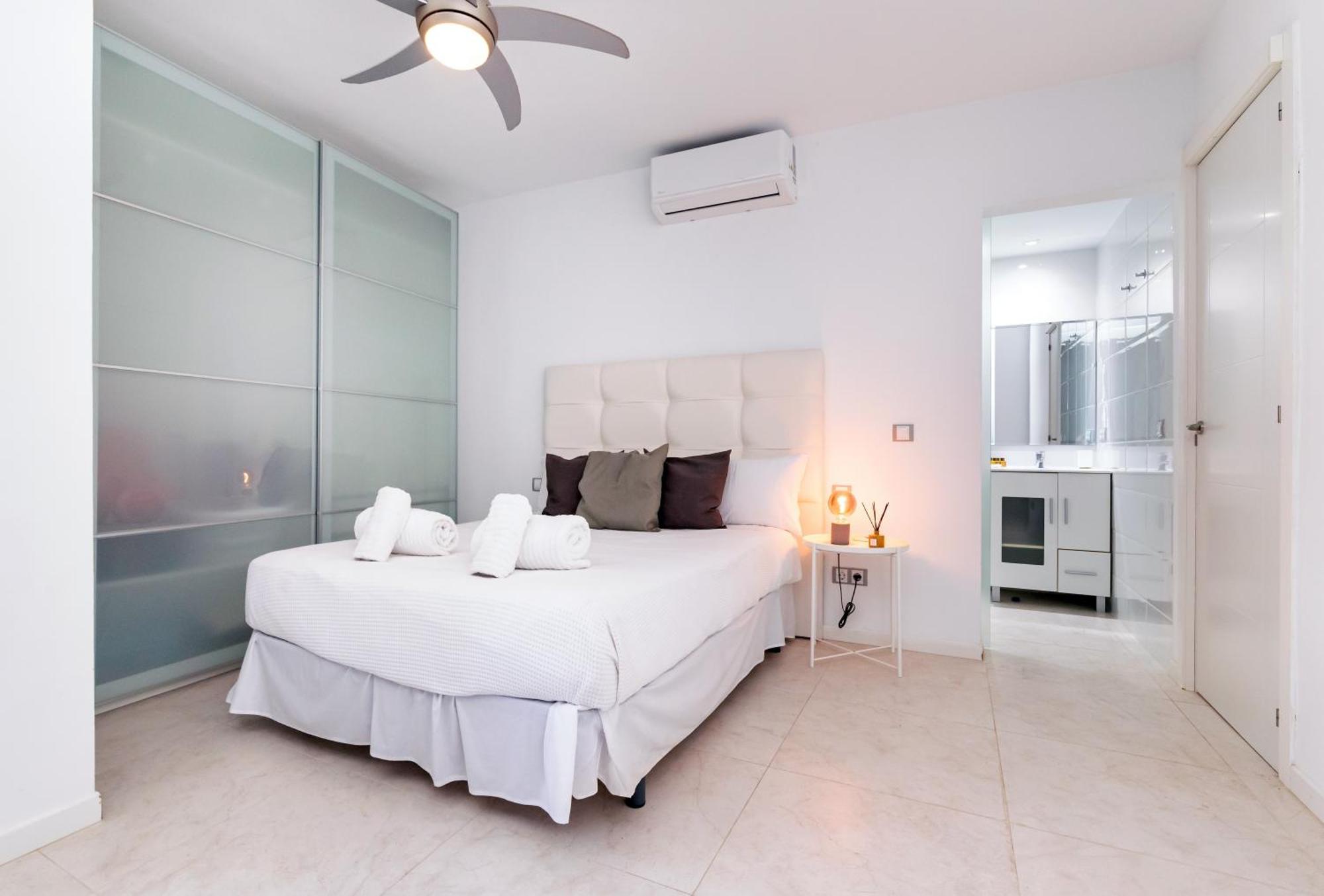 Centro Con Piscina Miramar 2d Apartment